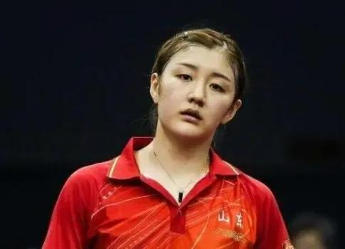 陈梦宣布参加2025全运会比赛原来她之前不参赛都是有原因的近期拜访中她表