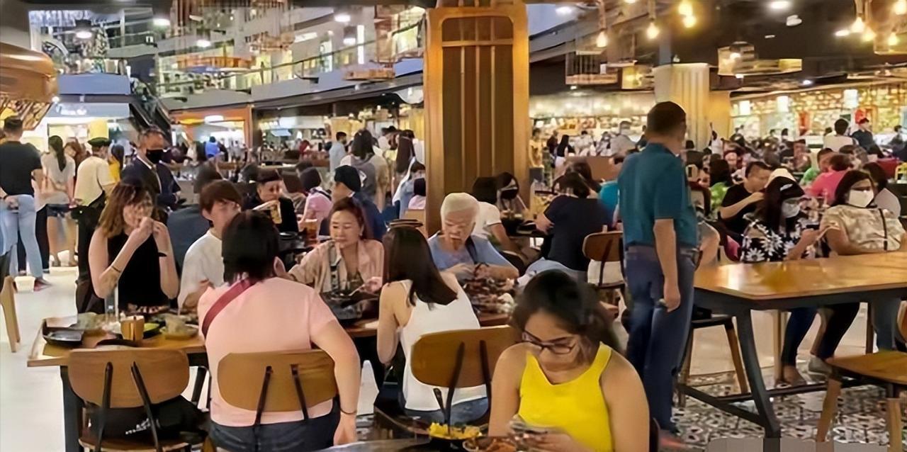 不要再喊我们“小中国”“坡县”。 一名新加坡人在社交网站发文：新加坡是一个主