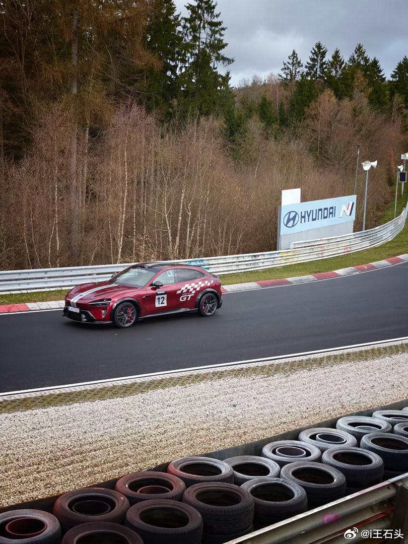 据传，小米YU7GT的纽北成绩已经出来了，非常炸裂。而且接下来两个月会把国内赛