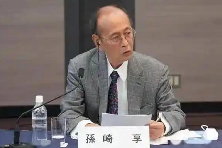 昨晚，日本外交官、评论家，前外务省情报局局长孙崎享写道:“据悉，日中经济协会和日