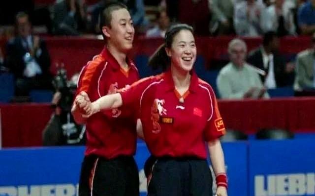 别看马琳现在做主教练硬硬朗朗的，可当年他竟被“大魔王”王楠“吓唬”的大气不敢出。