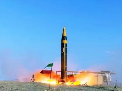 根据以色列军方的估计，伊朗拥有1500枚弹道导弹，但发射平台的数量很有限。