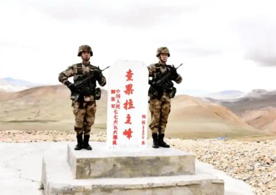 “为什么不给边防战士修一个玻璃哨所呢？”看到边防战士在海拔5000多米、零下