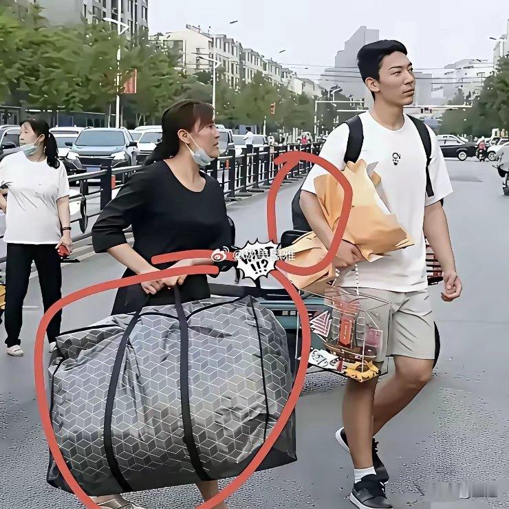 北大入学，多年后谁更有出息？