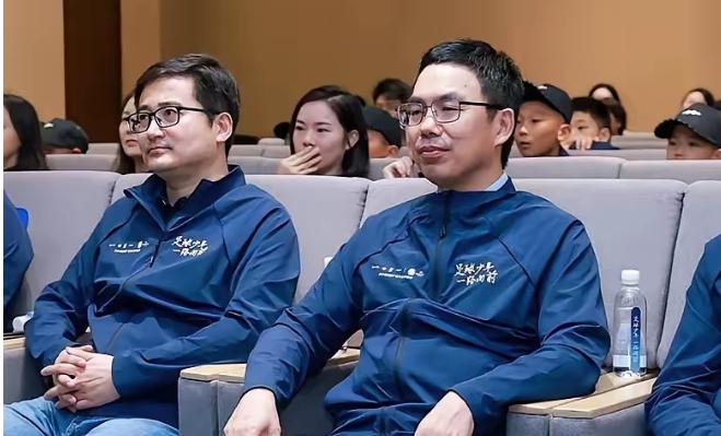 董路没等来足协，却收到了比亚迪的“大礼”！比亚迪官宣跟董路“中国足球小将”合作，