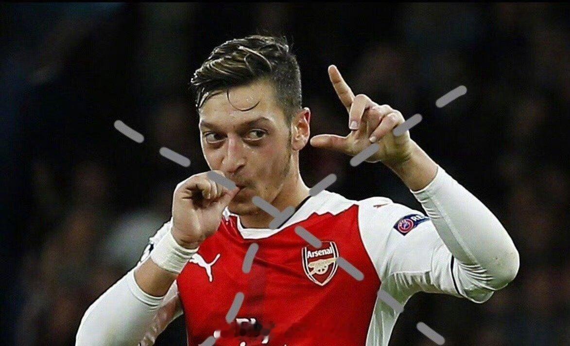 4月30日，德国球星厄齐尔在出席一场公开活动时，首次证实自己是因为“发表了对中国