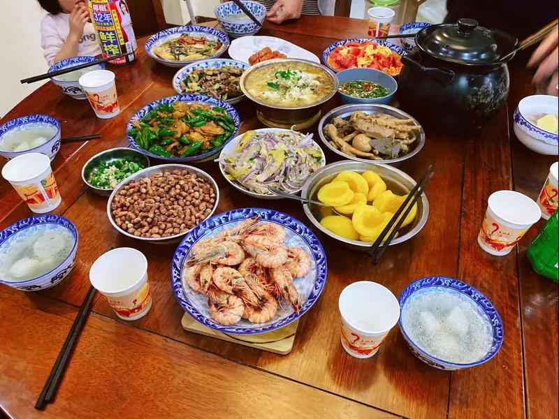 冬天的三餐真的太有讲究啦！寒风一吹，好多人都没了胃口，这时候就需要暖身又下饭的菜