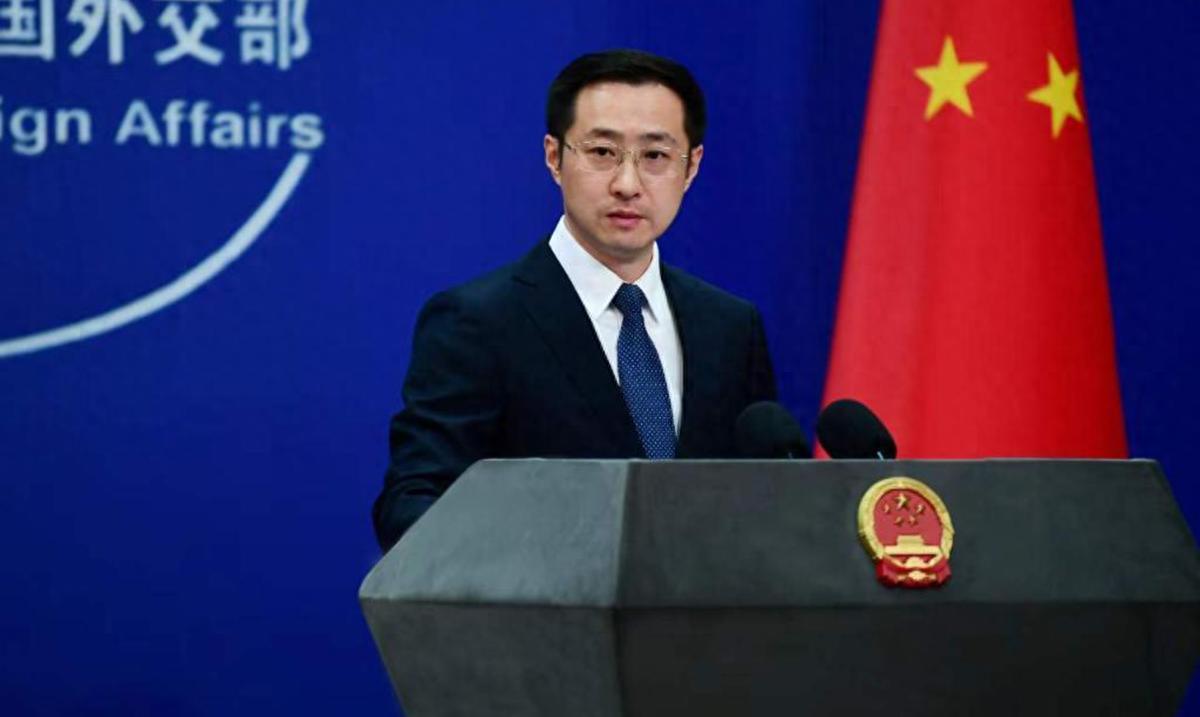 中欧握手言和，不到24小时，冯德莱恩致电中国，对华作出重要保证