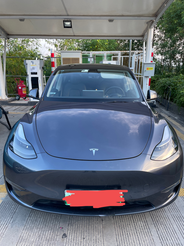 换胎后感觉像换了个车上周末7万3千公里的时候去了服务中心做了保养，接待我的刚好