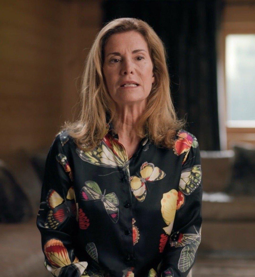 揭开爱泼斯坦罪恶真相的女记者ConchitaSarnoff是最早曝光爱泼斯坦