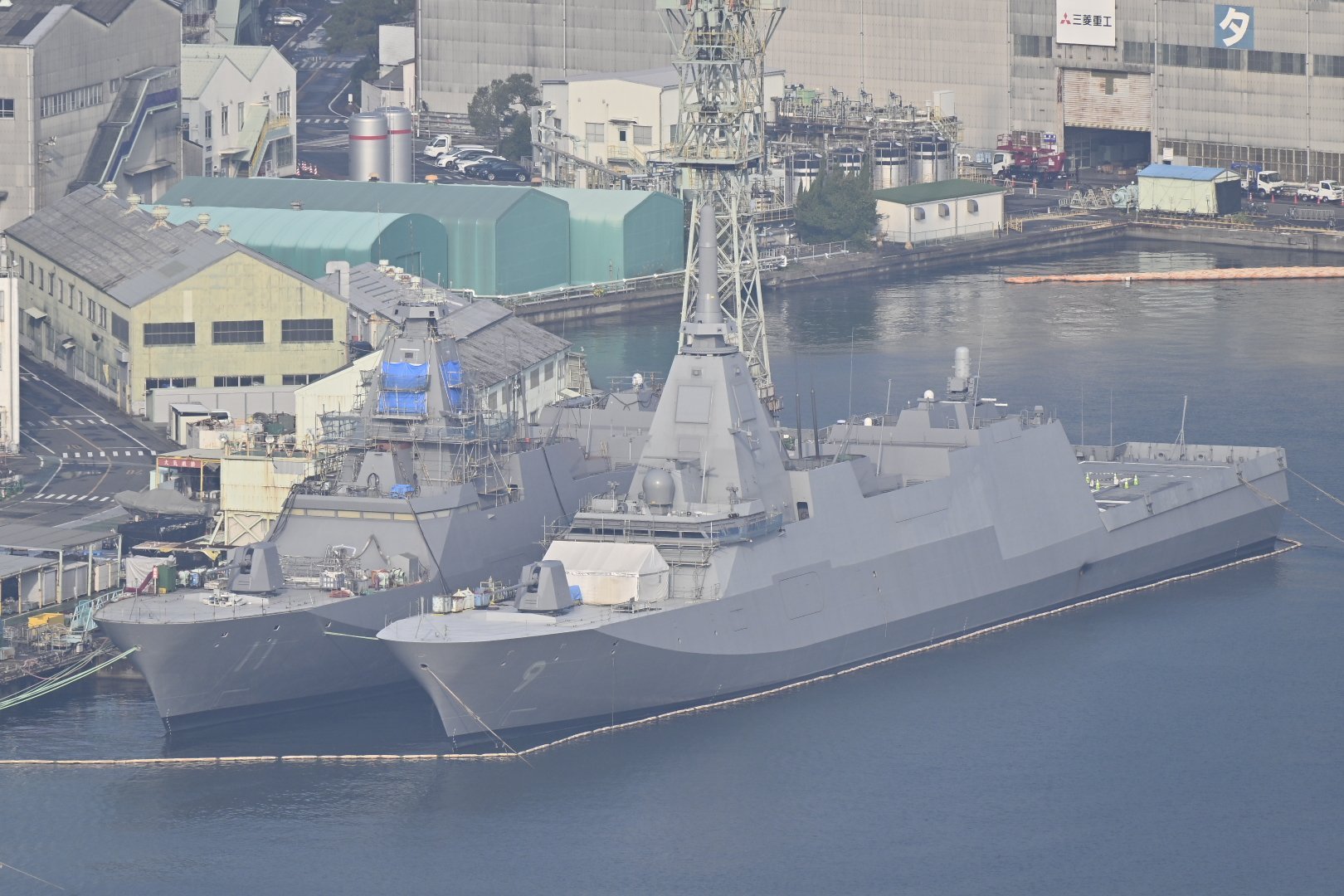 FFM-9终于开始装VLS了，估计入役也得到明年3月了