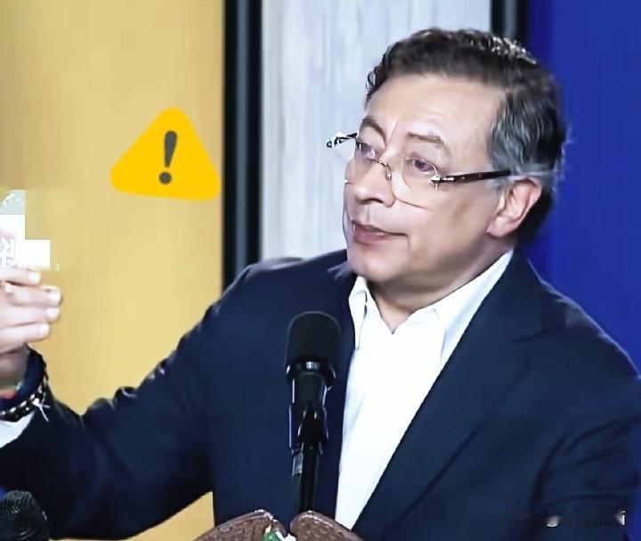 马杜罗呼吁：“哥伦比亚和委内瑞拉，统一武装力量，共同抵御美国”遭到婉拒！哥伦比亚