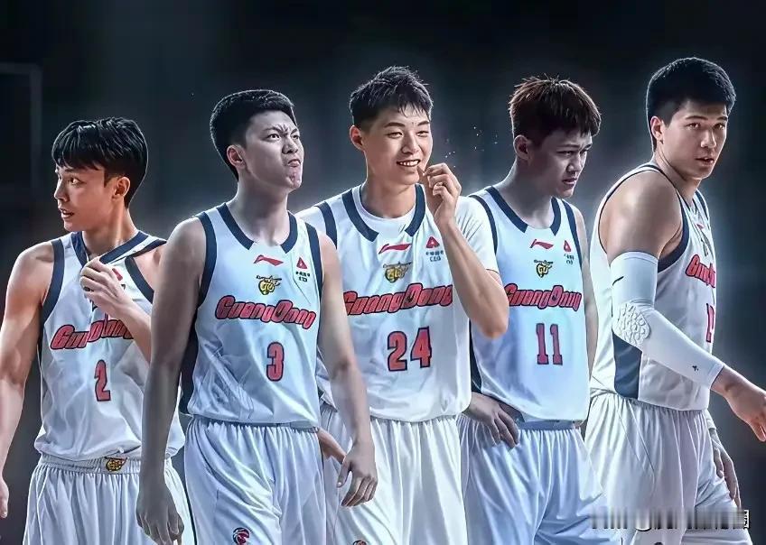 通过两场热身赛可以知道曾经是王者，下赛季会掉出争冠行列的两支球队！1.广厦