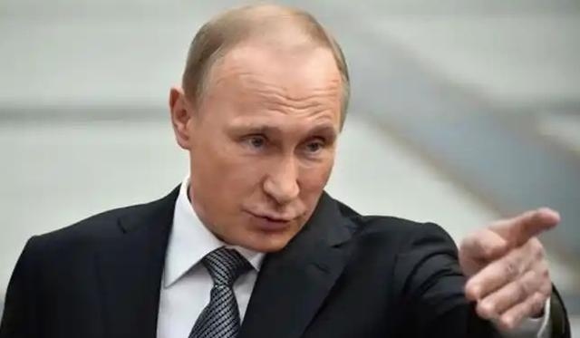 全世界都被普京骗了？打乌克兰只是幌子，真正目标其实已悄悄布局四年。很多人开始疑