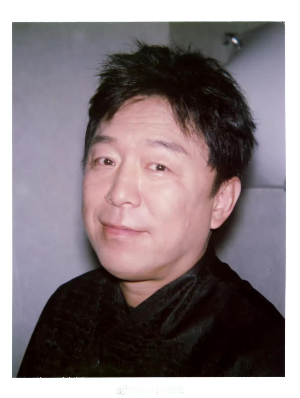 黄渤也拍了撕拉片！叔还是个实在人，说这么贵，就拍一张吧[笑着哭]​​​