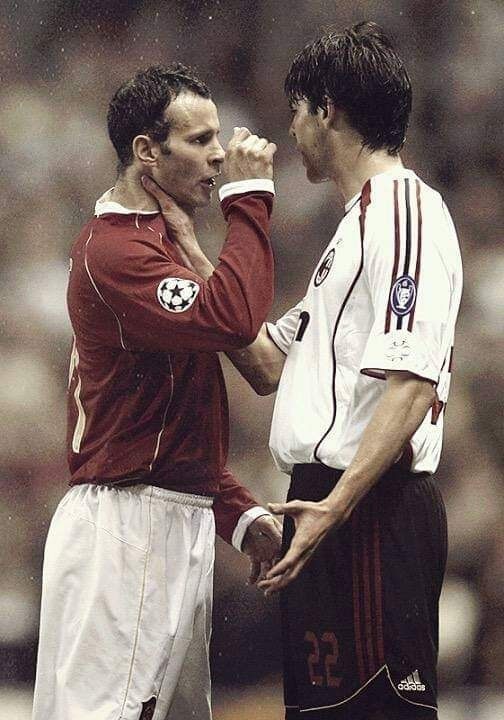 吉格斯：那场比赛，我铲倒了卡卡，他有点怒了，和我发生了一些冲突。赛后，我发现他和