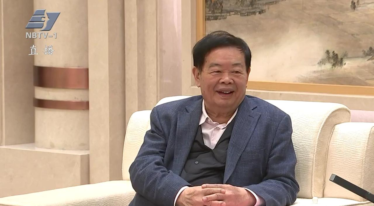 11月19日，福耀集团创始人曹德旺一行，在宁波。作为制造业传奇，曹德旺被誉为