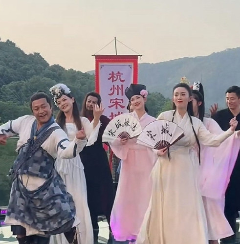 看到马景涛老了还这么拼命，你悟到了什么。
