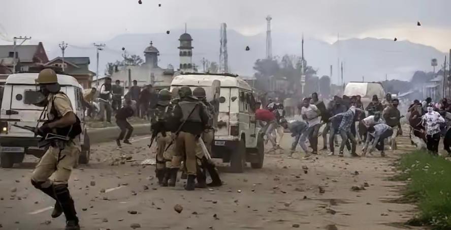 2月3日咱援建的瓜达尔港遭恐怖袭击，恐怖分子还搞多地协同作案，巴方公布33人死伤