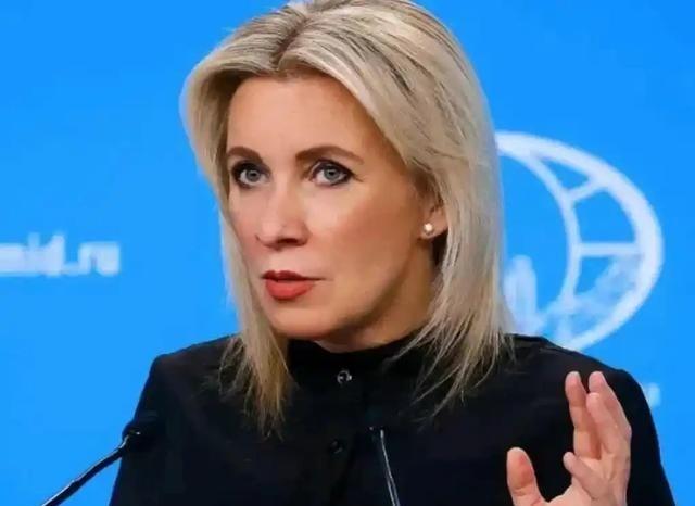 俄罗斯媒体最近抛出个硬核判断：中国要是被卷进冲突，面对一群国家的联合施压，唯一能