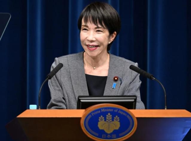 12月17日下午，本届临时国会正式闭幕，日本首相高市早苗在首相官邸举行记者会，针