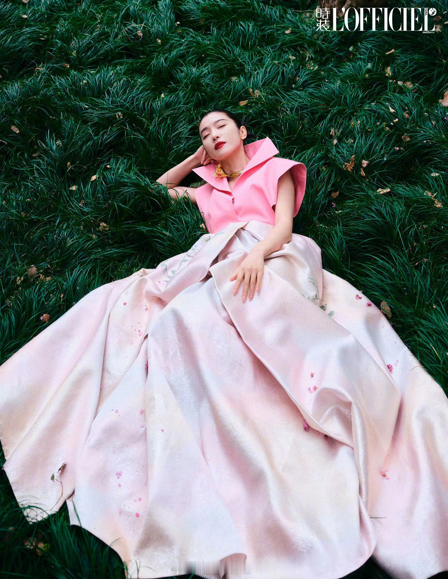 MOK_Magazine李云霄/L'OFFICIELFebruary2