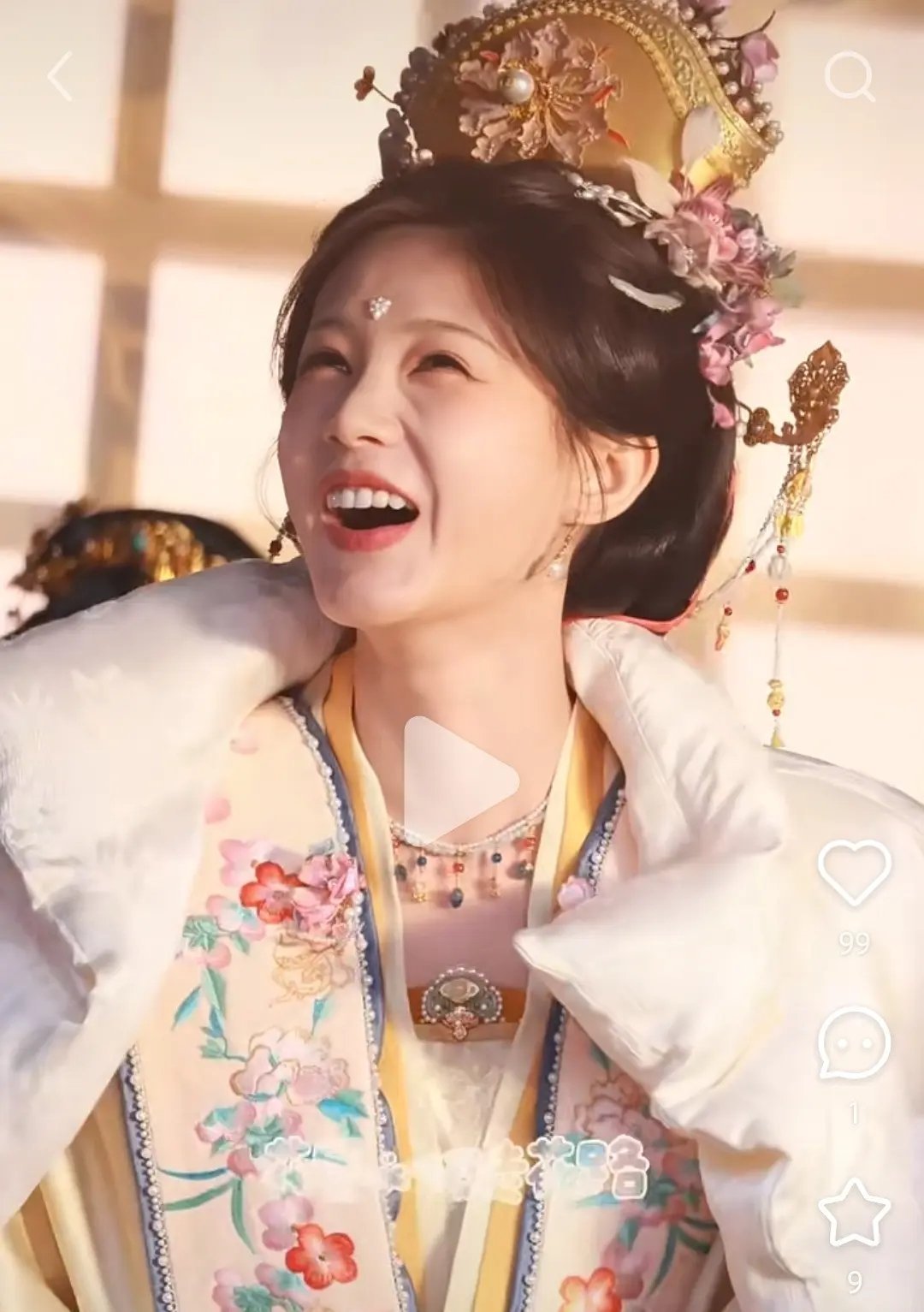 李一桐做大表情脸绷了吗？