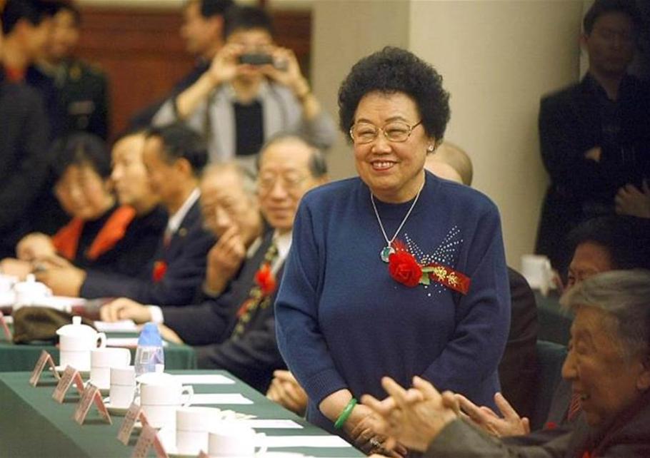 女首富陈丽华病逝4月7日，官网发布讣告：集团荣誉主席、中国紫檀博物馆馆长陈丽