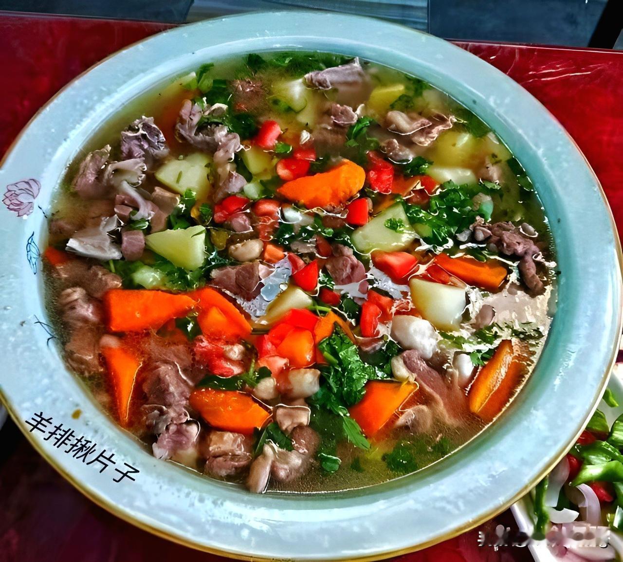 有网友问我五缸发动机值不值得买？现在国内的五缸发动机也就是沃尔沃的。五十铃的柴油