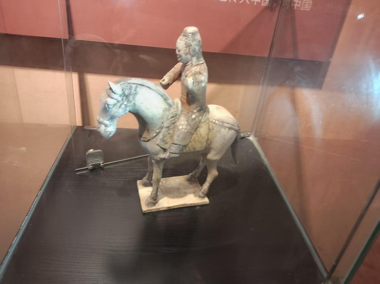 假如项羽当年没有抹脖子而是渡过乌江回去江东:路人甲:霸王，我儿子呢