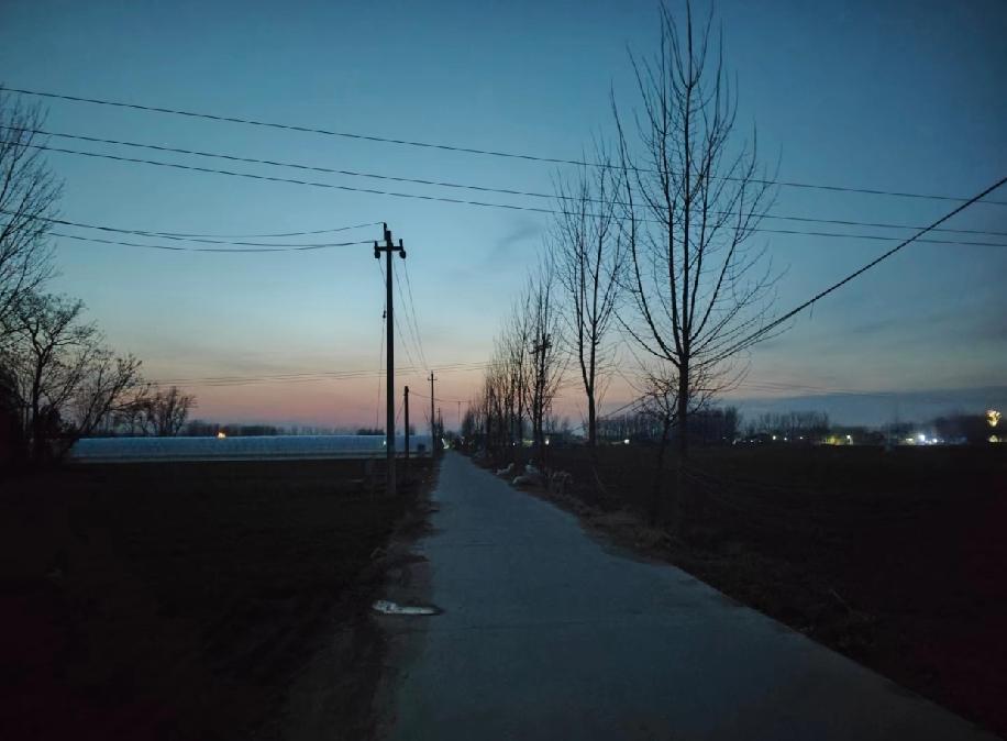 在国企上班，今年四十五岁以上的普通员工，还有十五年才到退休的年纪，这十五年该怎么