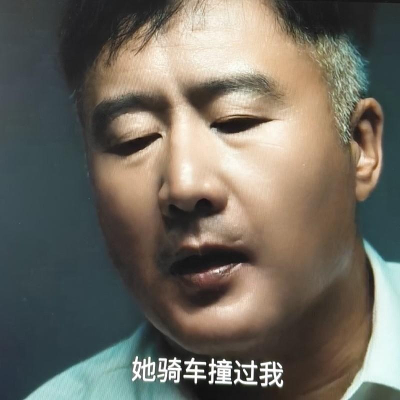 央视热播剧《交锋》17-18集这段审讯戏真的把谍战心理战拍绝了。马憩和何春晓审