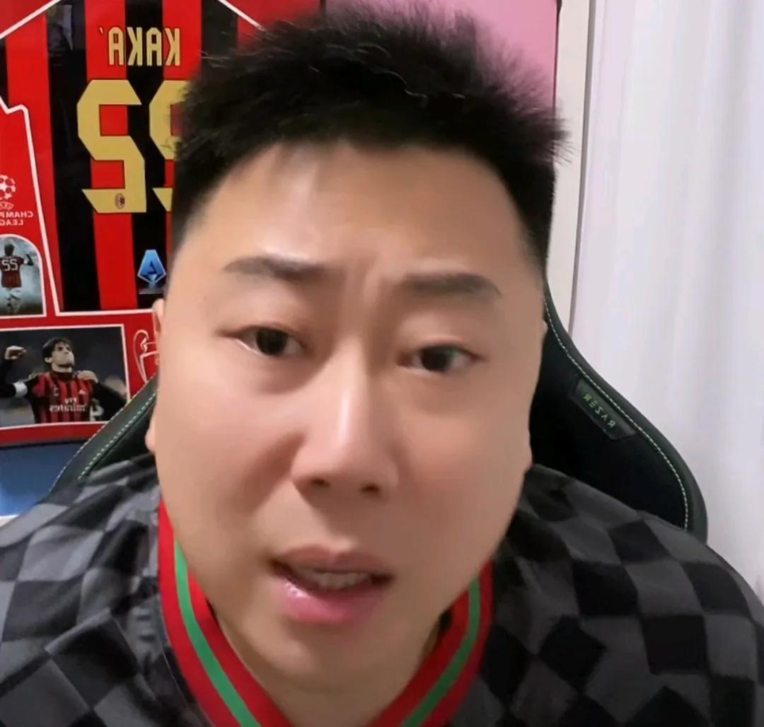 媒体人李宝库表示，天津津门虎想要保级需要广结善缘。李宝库在直播时坦言，本赛季天