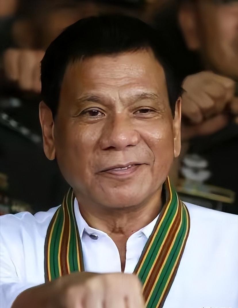 果不其然。菲律宾方面宣布了，将与美国、澳大利亚、新西兰在黄岩岛以东海域进行一次