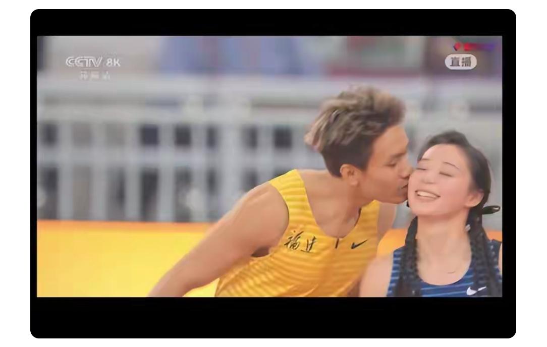 全运会4×100混合接力有史以来最大的瓜福建队获得冠军和四川队获得亚军，并不
