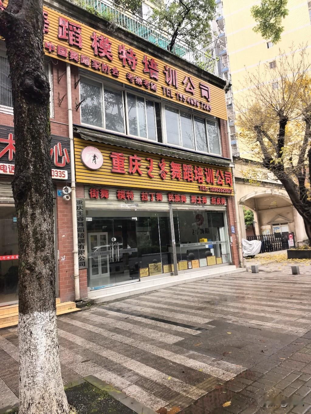 自从学会了微信支付，支付宝支付。我怎么感觉现在越来越存不住钱了。手机就那么轻轻一