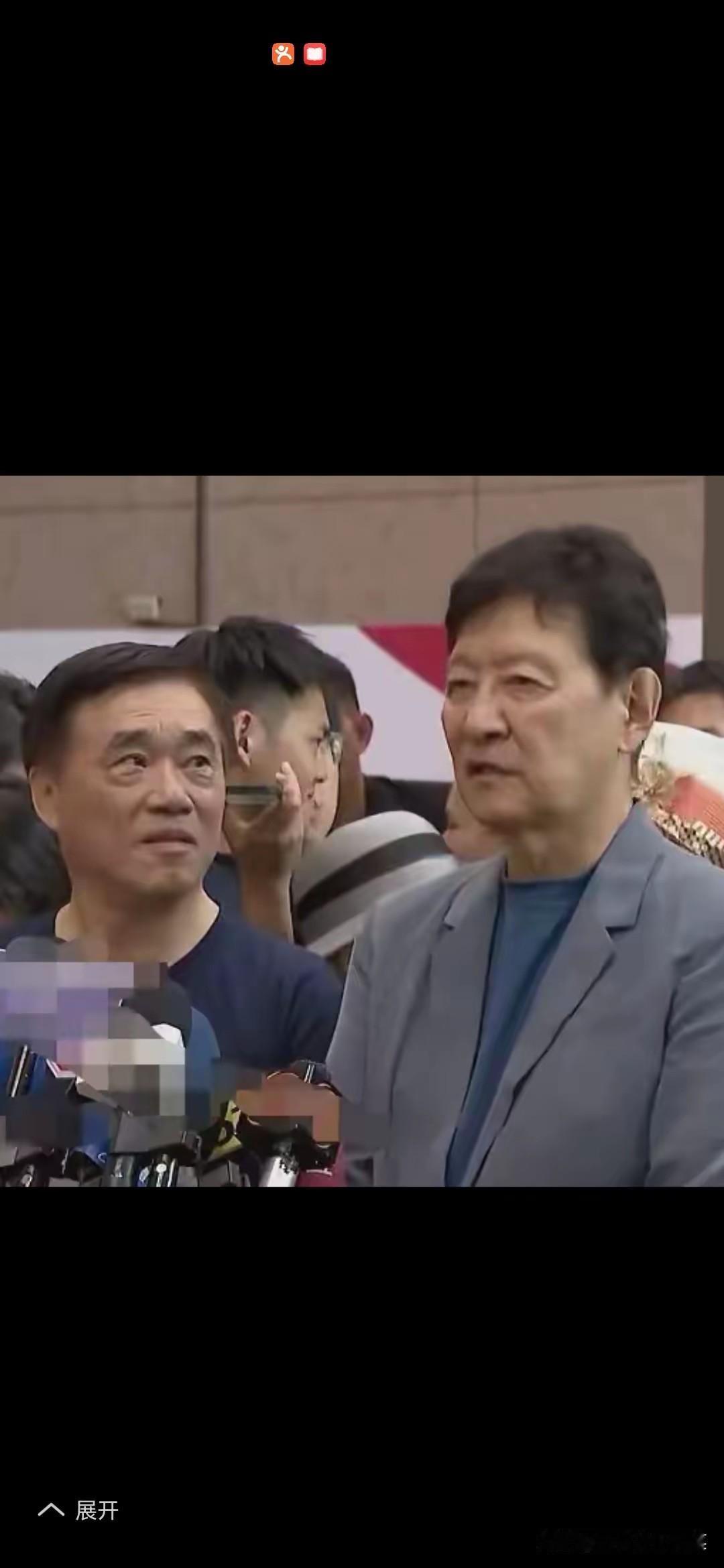 从一件小事看郝龙斌赵少康之流的反复无常。郝龙斌在一次辩论会上突然邀请，所有人