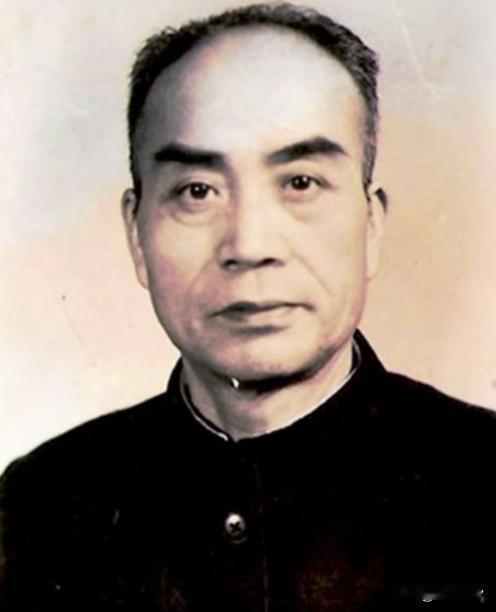1949年，国军103师师长起义后，解放军让他阻击国民党部队，他却拒绝了：“我们