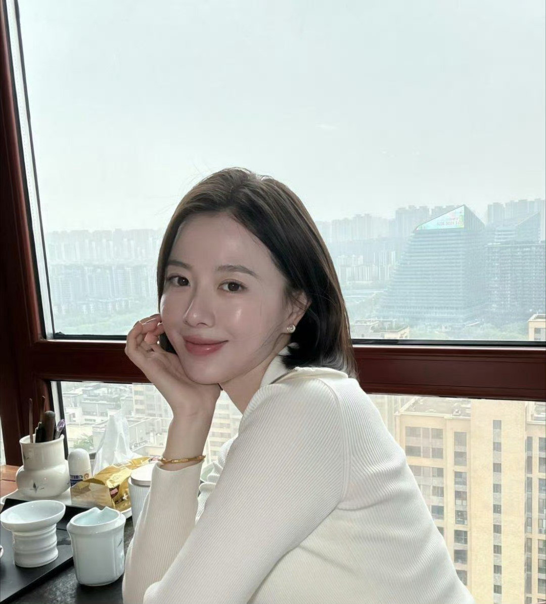 我敢打赌，这女生一般人驾驭不了！​​​​​​​​​