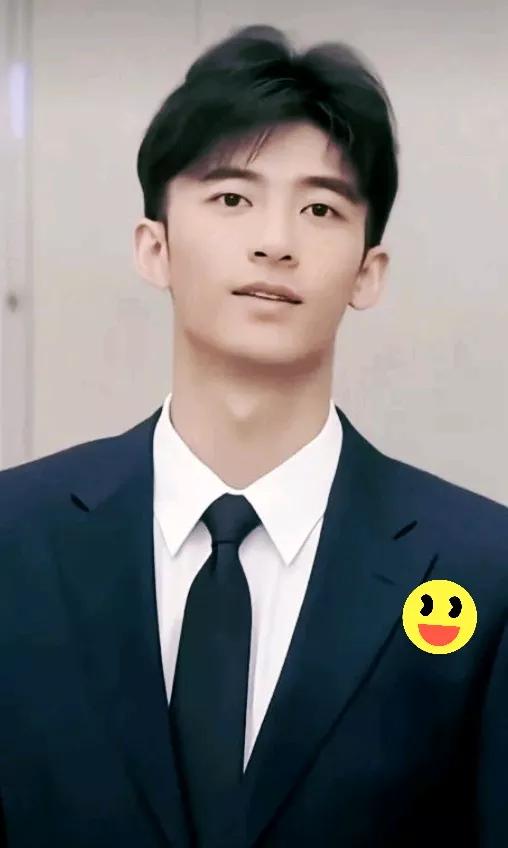 张柏芝这回惹上官司，帮她扛事的不是公司团队，更不是前夫谢霆锋，而是她的大儿子谢震