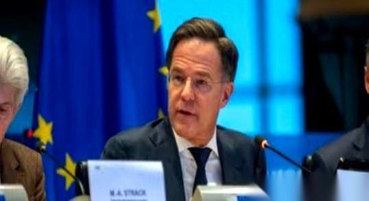 北约秘书长吕特，一口气点了四个名：中、朝、俄、伊。他说，这四个国家，凑一块儿，