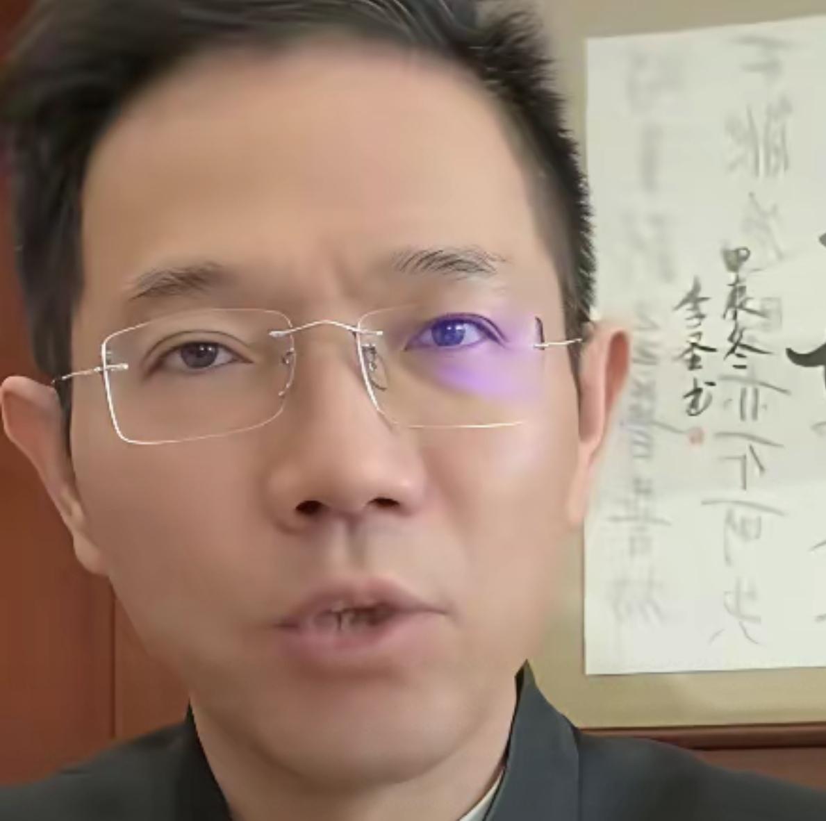 家人们，姐姐们早晨好；现在是9号3点多，姗姗睡不着了！今天bX跟你们说个特别巧