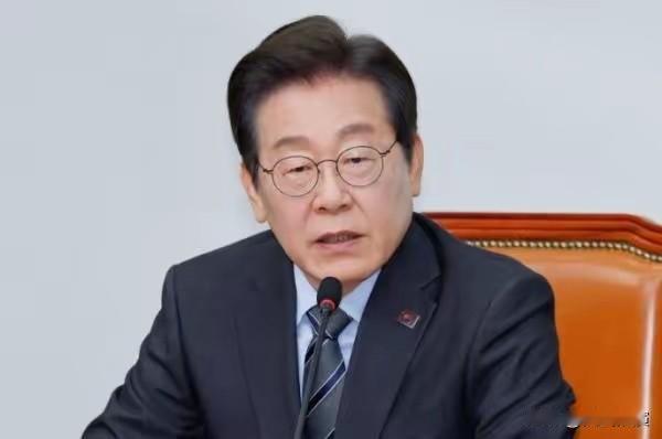 韩国军力世界第五，为何还依赖外军？李在明发出灵魂拷问韩国现在的军事实力，排在