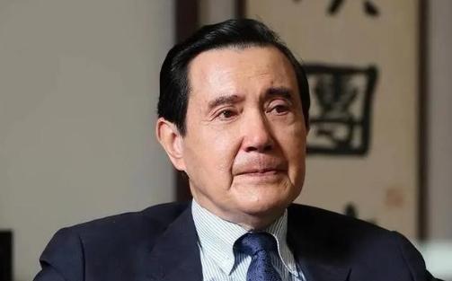 马英九现在恐怕肠子都悔青了！他懊悔的不是数次访问大陆受到高规格礼遇，也不是公开提