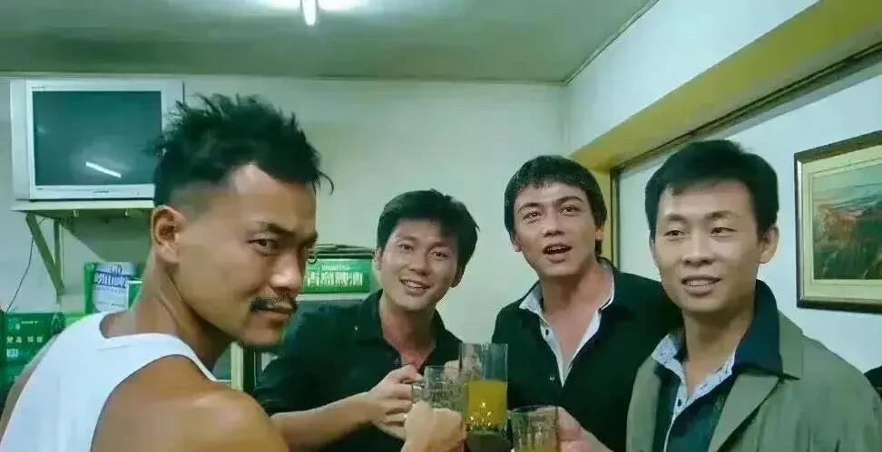 这几位男演员年轻的时候没有一个长得帅气的，这样的颜值估计在村里都不一定好娶得到老