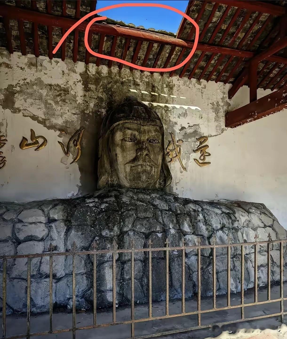 去南京将军山转了一圈，说实话，站在岳飞像前头，我愣是没看懂这景区的操作。我就