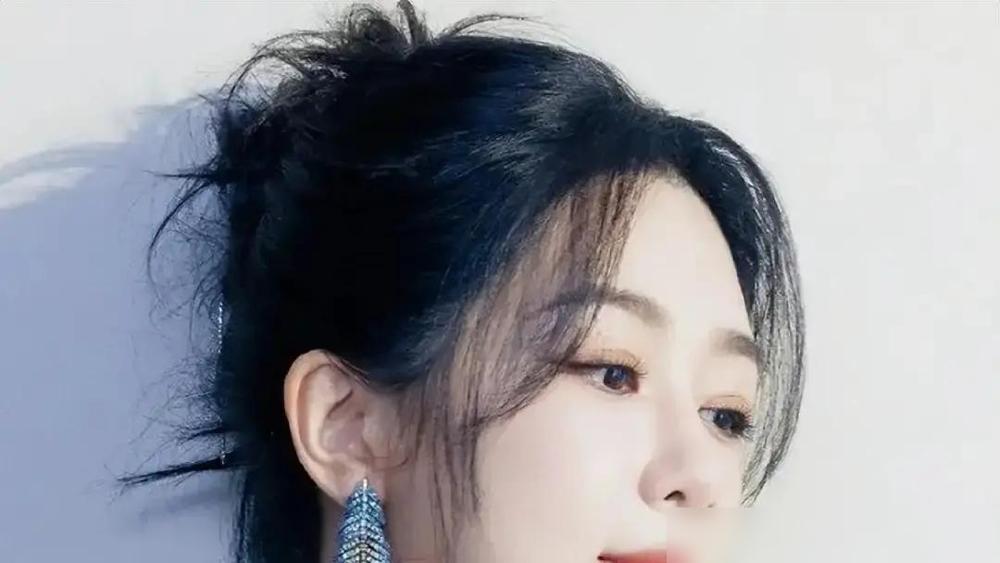 内娱最清醒的真相，往往藏在那些听起来像玩笑的自嘲里。杨紫面对生理需求回以“戒