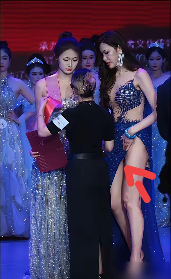 20万美刀透明裙，逼改戛纳百年规则换做是你，格莱美红毯当众脱皮草，露全透薄纱