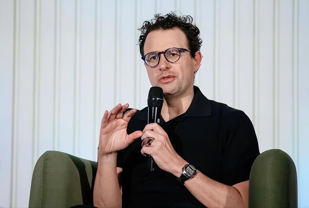 家人们快看新鲜事！美国顶级AI公司直接把五角大楼和特朗普政府告了。 就因为不