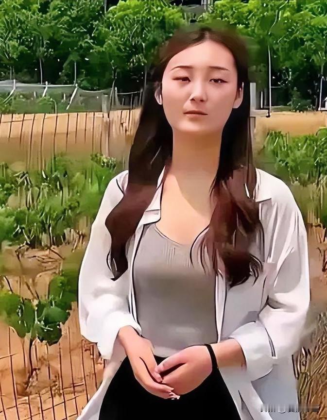 陈亚楠目前最好的做法：拿出护士证，找个医院踏踏实实当护士上班，然后找一个上班族男